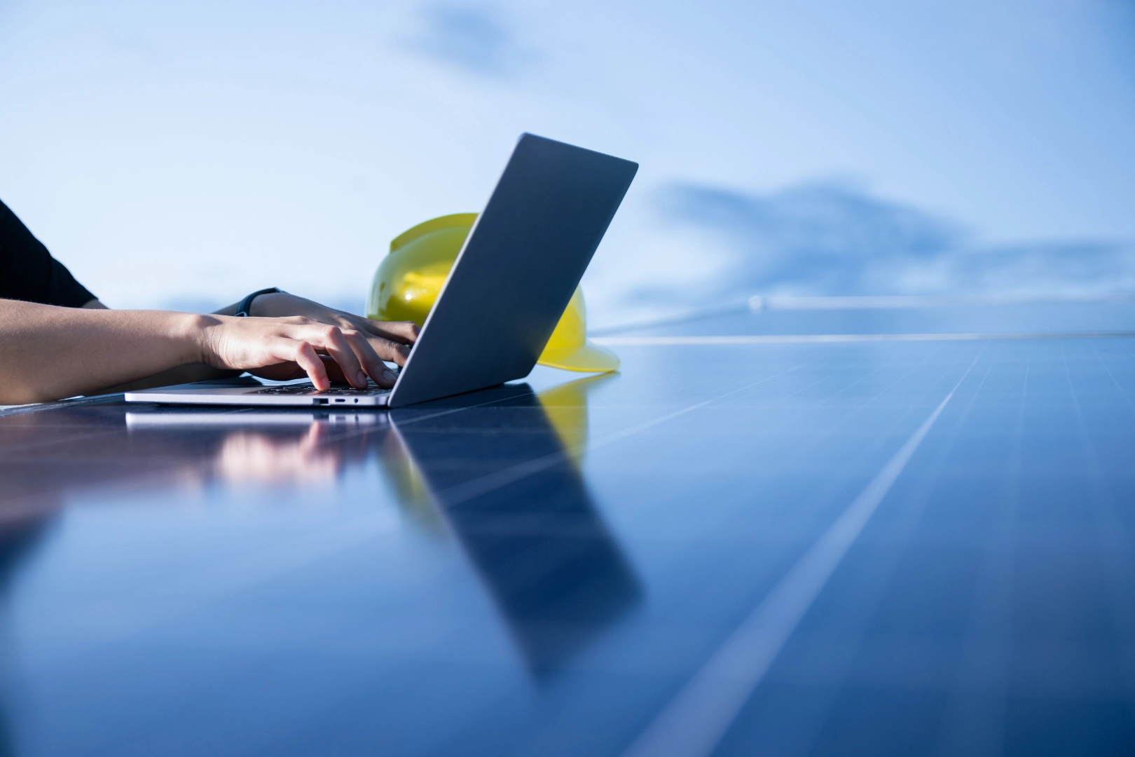 Tecnico su impianto fotovoltaico